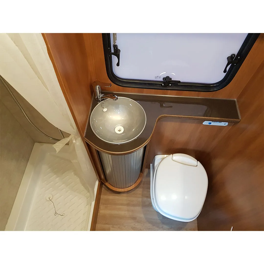 Rimor Katamarano 9 2017 - immagine 6