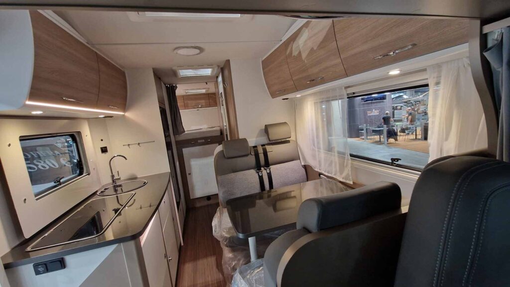 noleggio di un camper interni